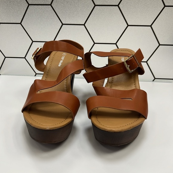 TOP MODA Size 10 Sandals - Picture 4 of 7
